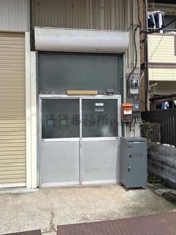 正面玄関
