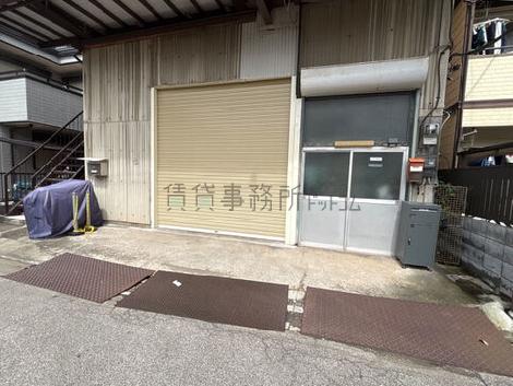 正面玄関