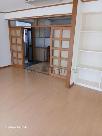 第二平塚ビルの室内