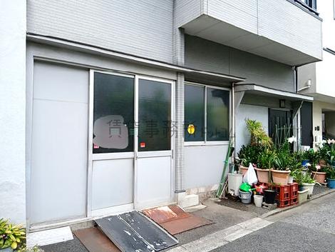 正面玄関