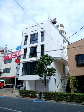 小石川吹上坂ビルの外観写真
