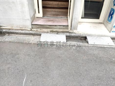 正面玄関