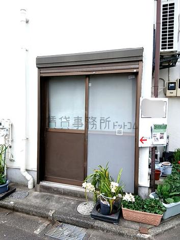 正面玄関