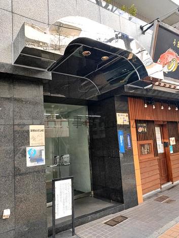 正面玄関