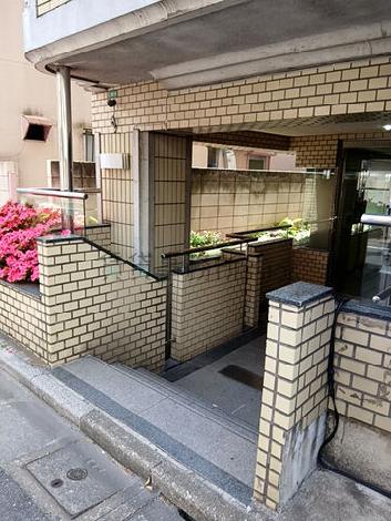 正面玄関