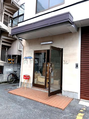 正面玄関