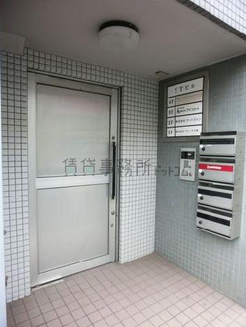 正面玄関