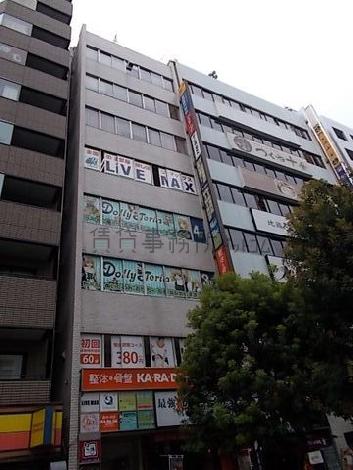 アークランドビルの外観写真