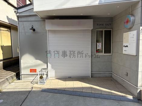 正面玄関