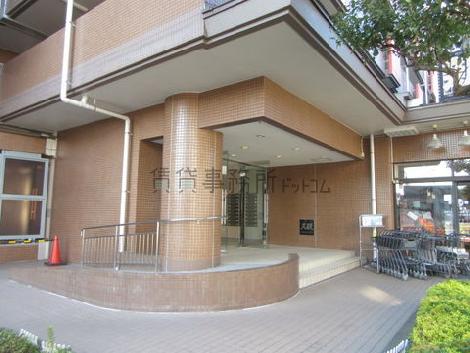 正面玄関