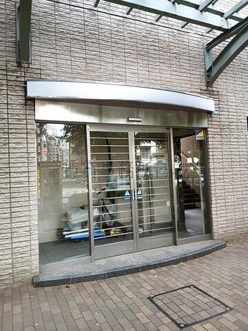 正面玄関
