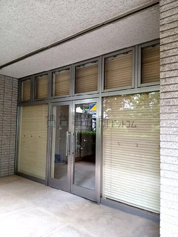 正面玄関