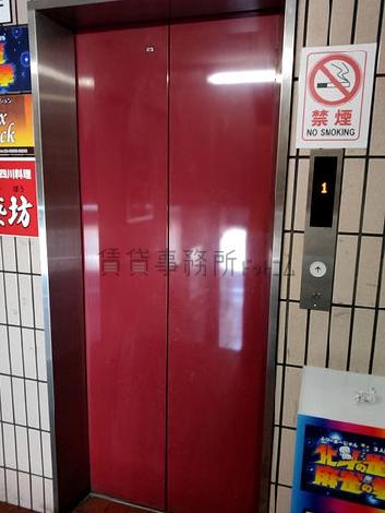 エレベーター