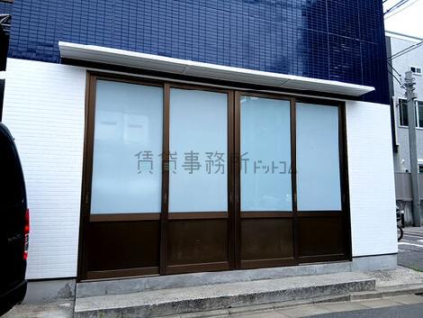 正面玄関