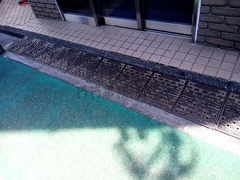 正面玄関