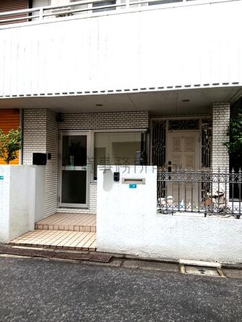 正面玄関