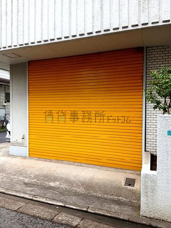 正面玄関