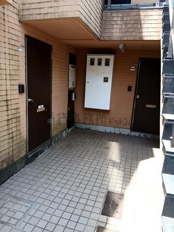 正面玄関