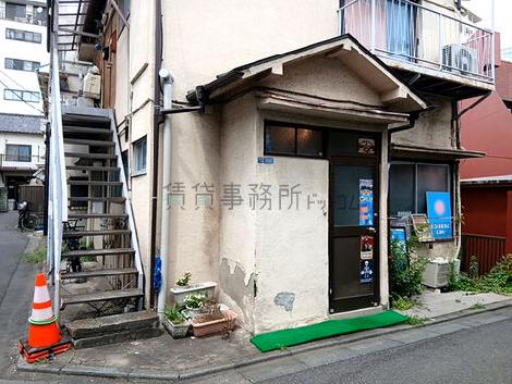 正面玄関