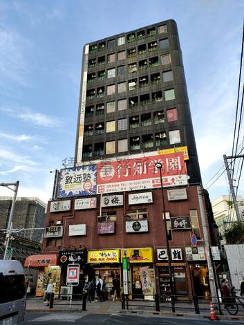 タックイレブン高田馬場の外観写真