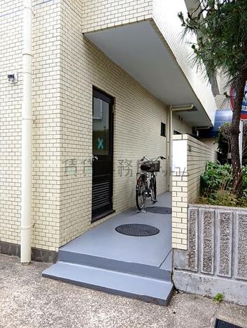正面玄関
