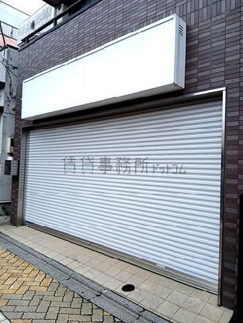 正面玄関