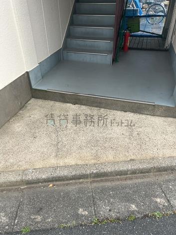 正面玄関