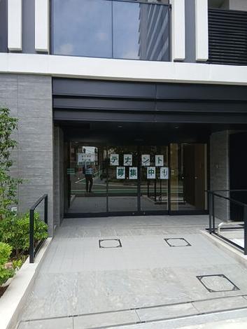 正面玄関