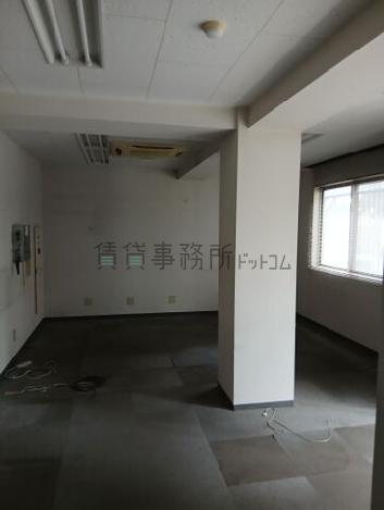 現状渡し、残置物のため設備保証なし