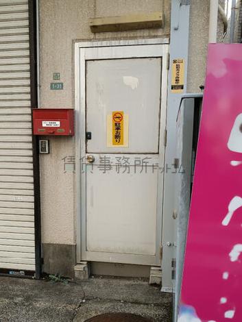 正面玄関