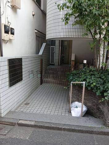 正面玄関