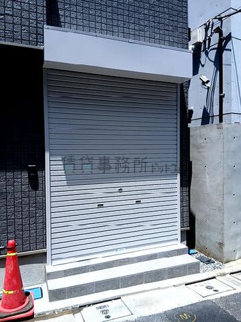 正面玄関