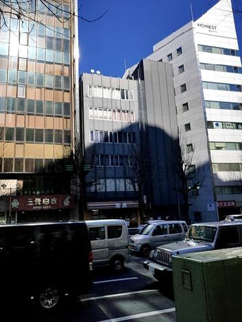 新宿岡田ビルの外観写真