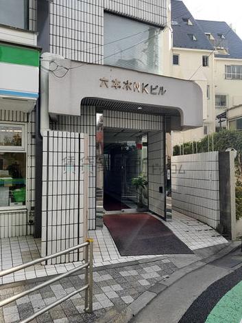 正面玄関