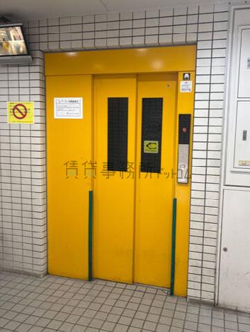 エレベーター