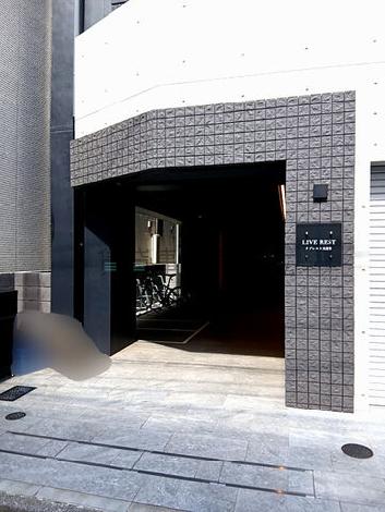 正面玄関