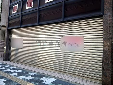 正面玄関