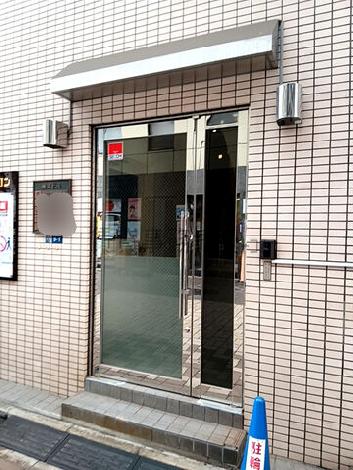 正面玄関