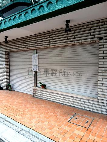 正面玄関