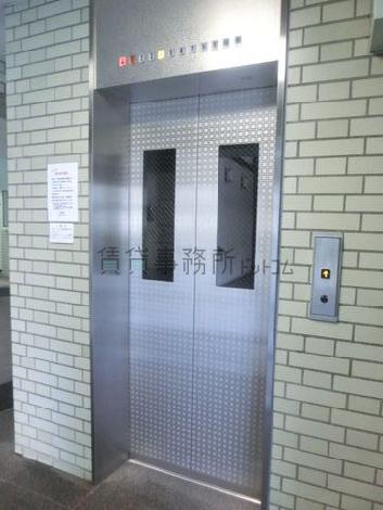 エレベーター