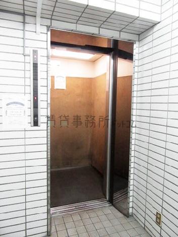 エレベーター