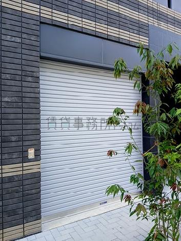 正面玄関