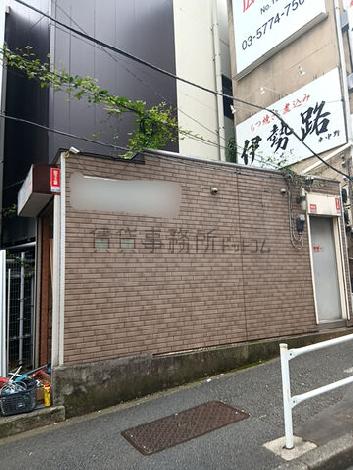 東中野駅前店舗の外観写真