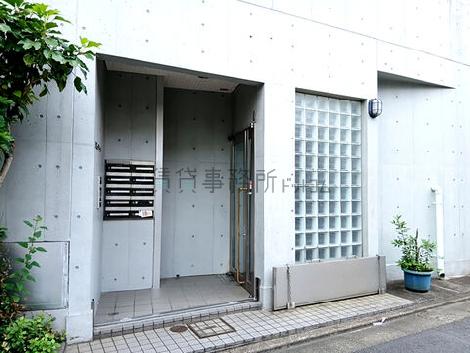 正面玄関