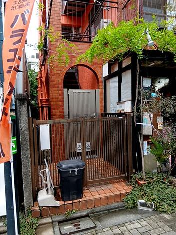 正面玄関