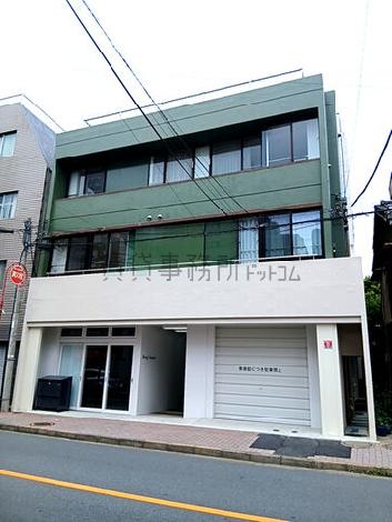 コモドビルの外観写真
