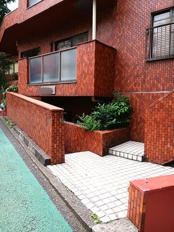 正面玄関
