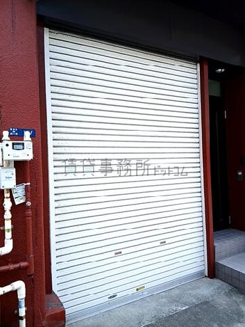 正面玄関