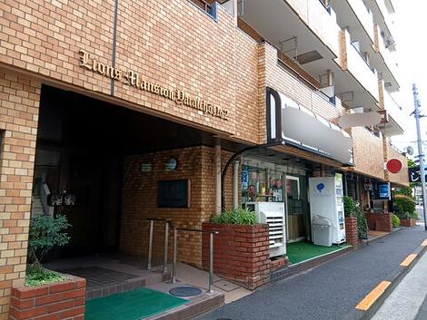 正面玄関
