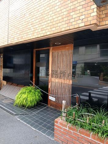 正面玄関